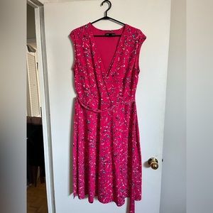 Addition Elle Size 1X pink floral knee length dress
